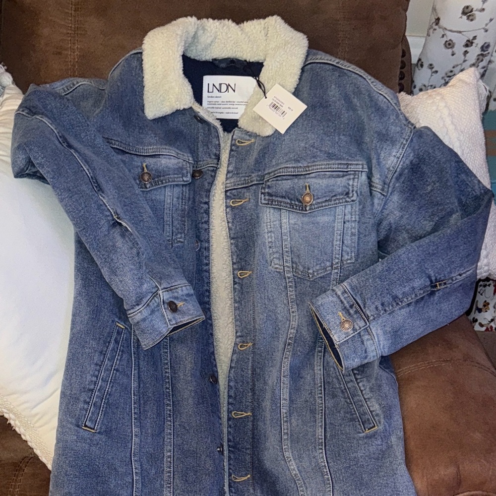 LNDN Blue Denim Jacket with Sherpa Lining NWT XS